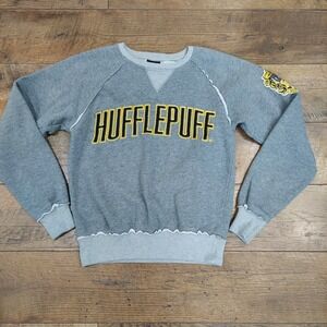 Hufflepuff Gray Pullover‎ Sweatshirt Adult XS Wizarding World Of Harry Potter